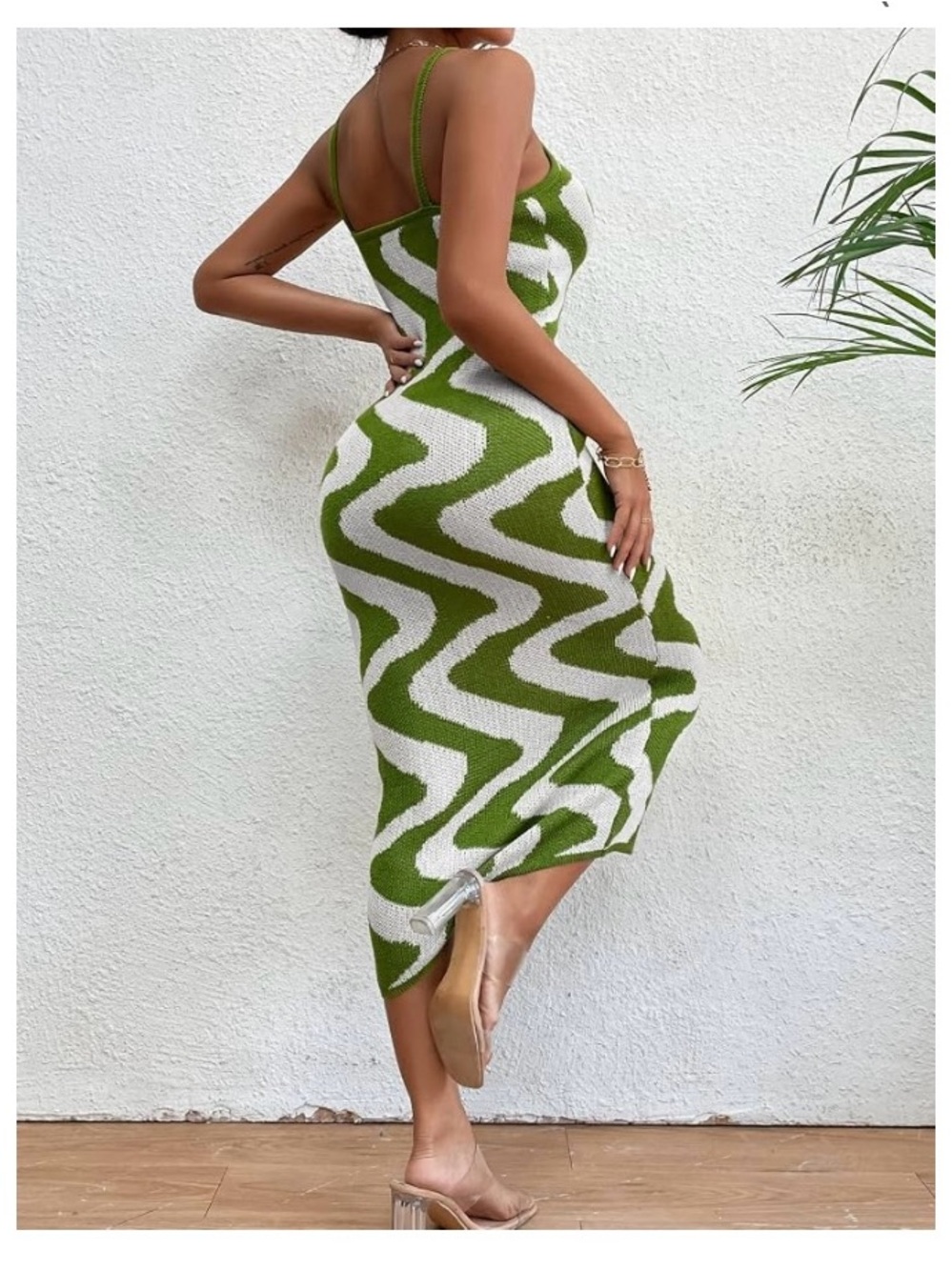 Sleeveless Green & White Wave Bodycon Midi Dress